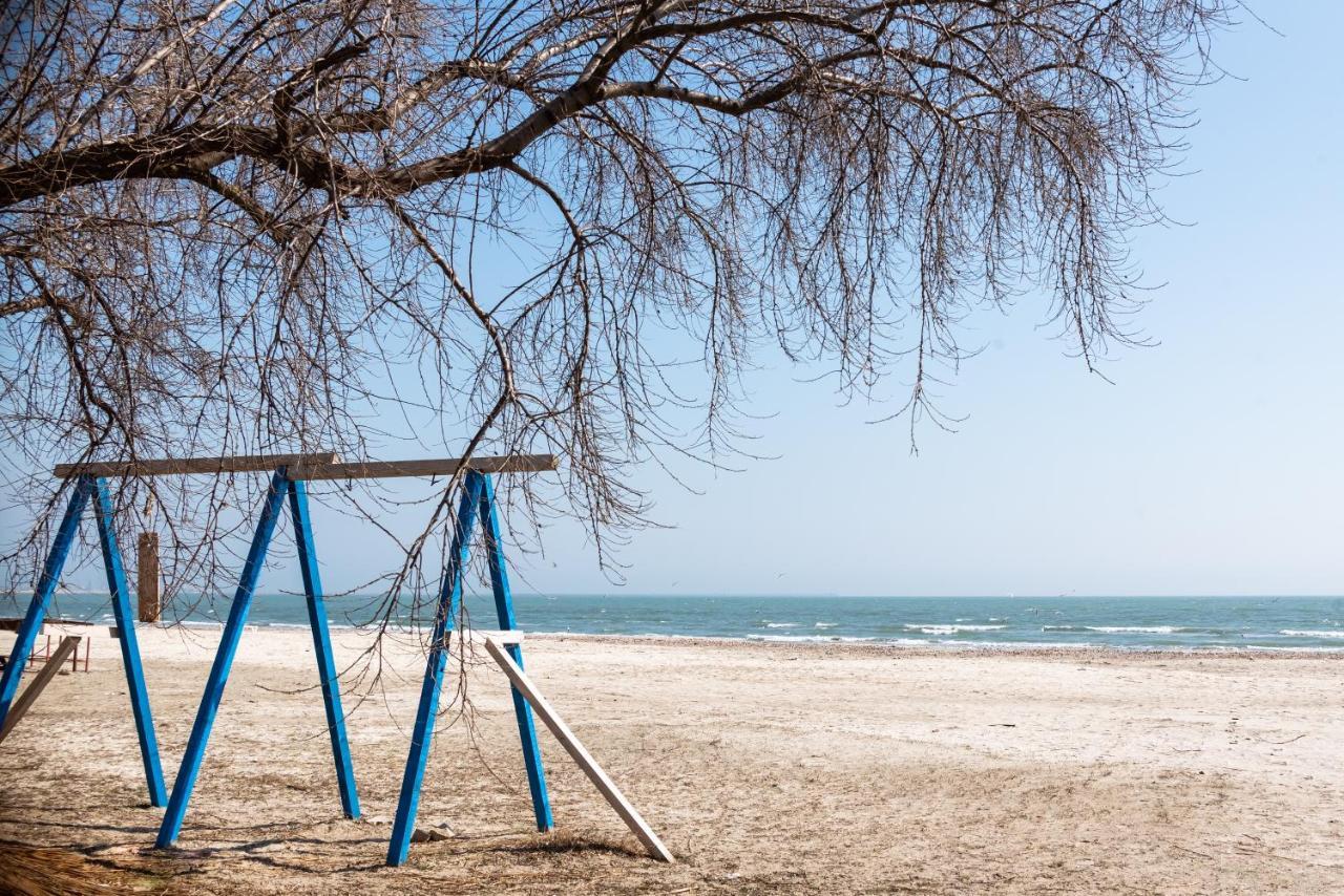 Summer Waves Mamaia Nord Navodari Luaran gambar