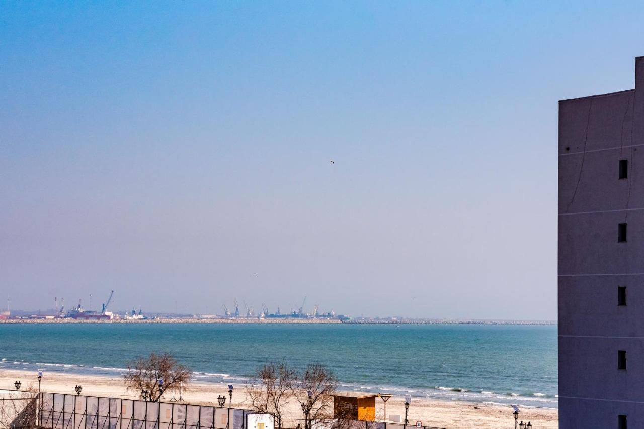 Summer Waves Mamaia Nord Navodari Luaran gambar